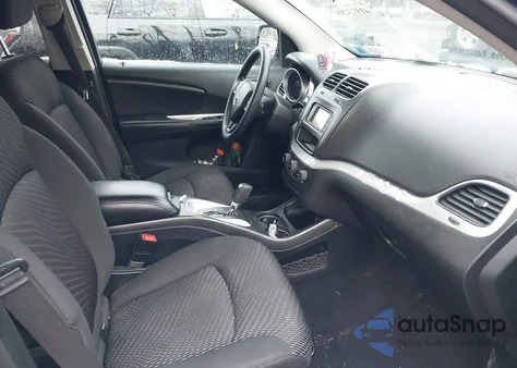 2015 Dodge Journey Sxt z USA, uszkodzony, nr VIN 3C4PDDBG2FT639996